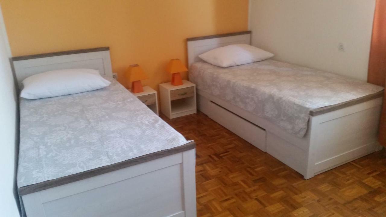 Apartmani Frkic Tisno Zewnętrze zdjęcie